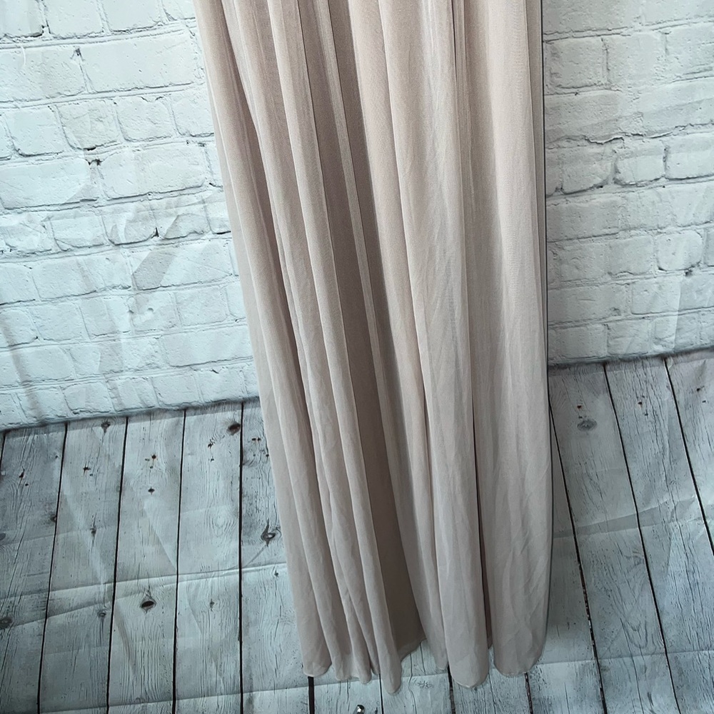 BRAND NWT David’s Bridal Gray Long Biscot Gray Dress size 0 - Picture 4 of 15